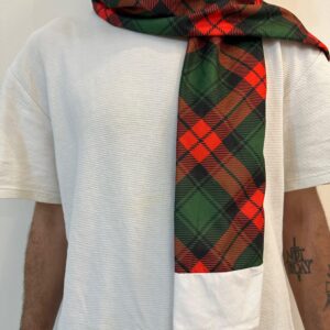 WhatsApp Image 2025-09-21 at 15.14.59_11923616 Christmas scarf 🧣
