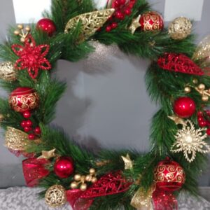 corona christmas decor 🎄